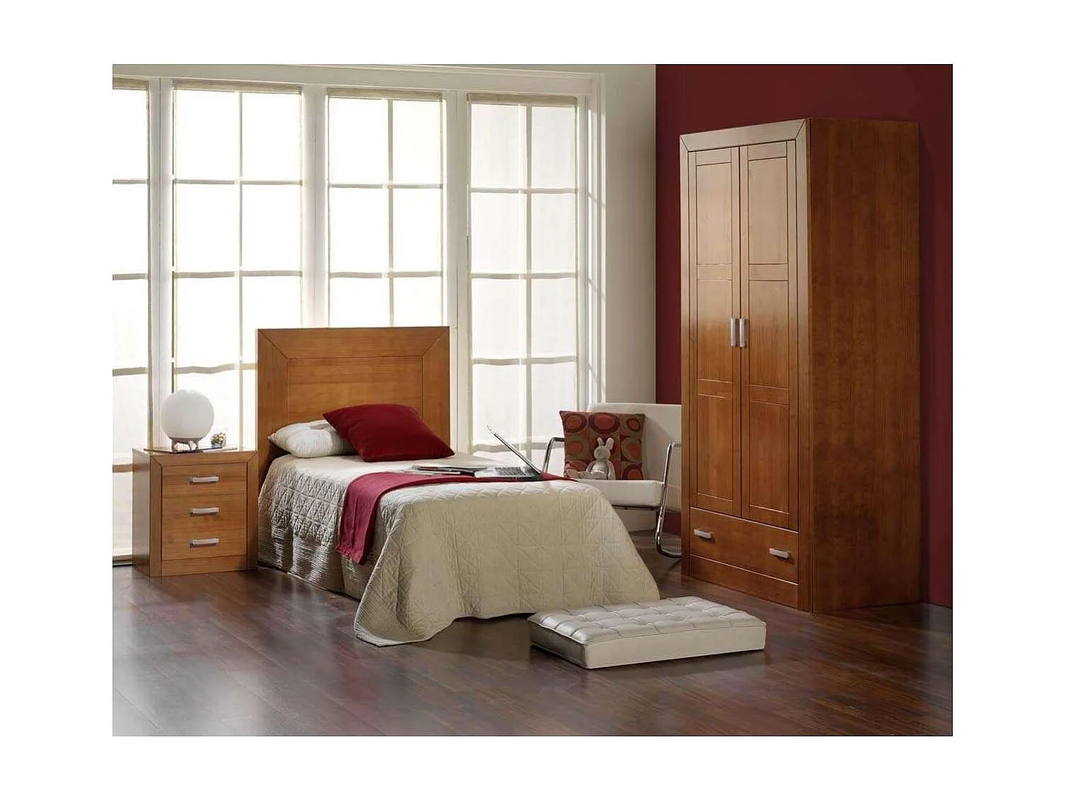 Cabecero madera maciza en acabado madera de cerezo 110 cm(alto) 100 cm(ancho) 2 cm (fondo)