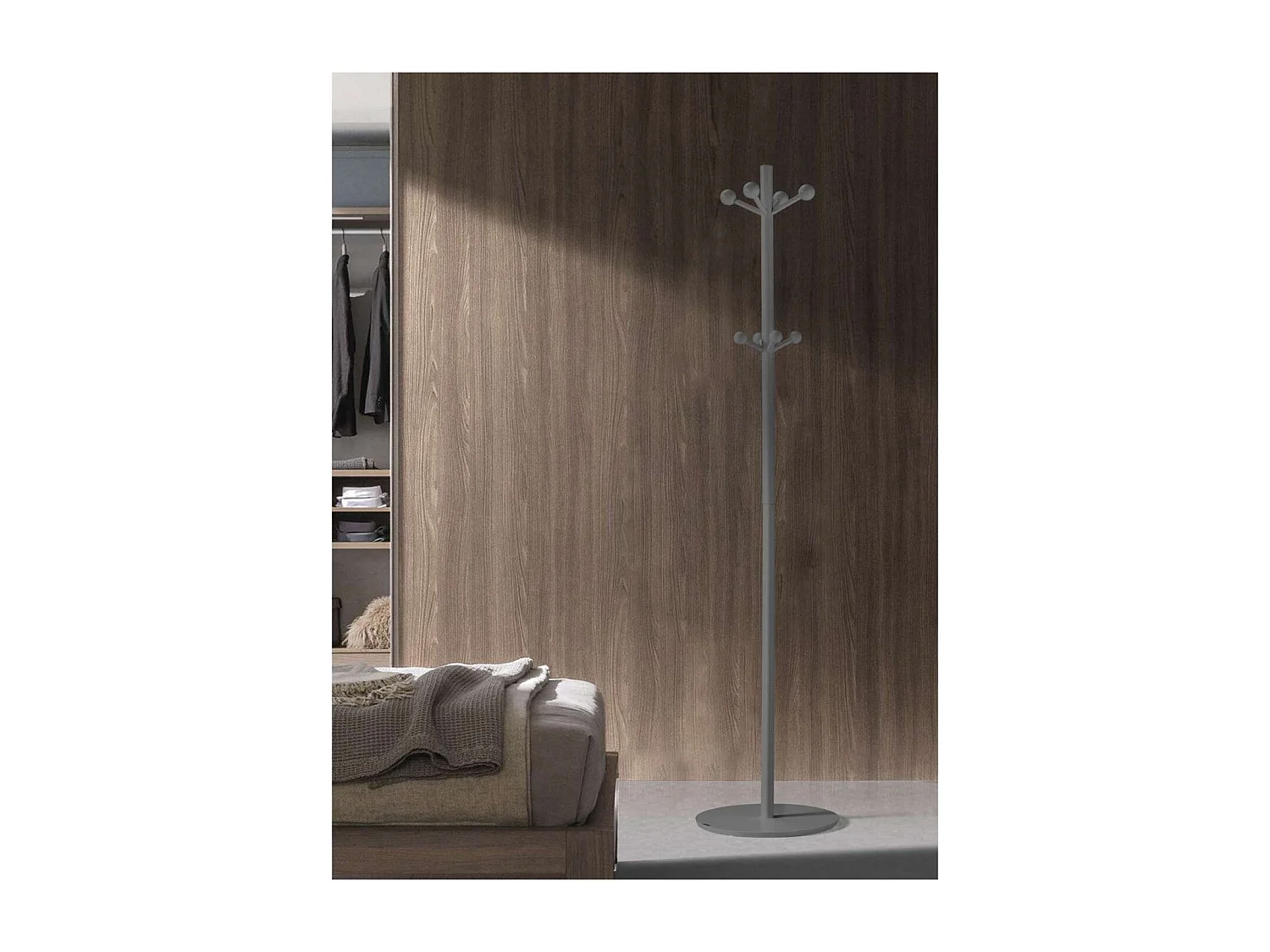 Perchero mod. 402 lacado en color gris, 180 cm(alto)37 cm(ancho)37 cm(largo)