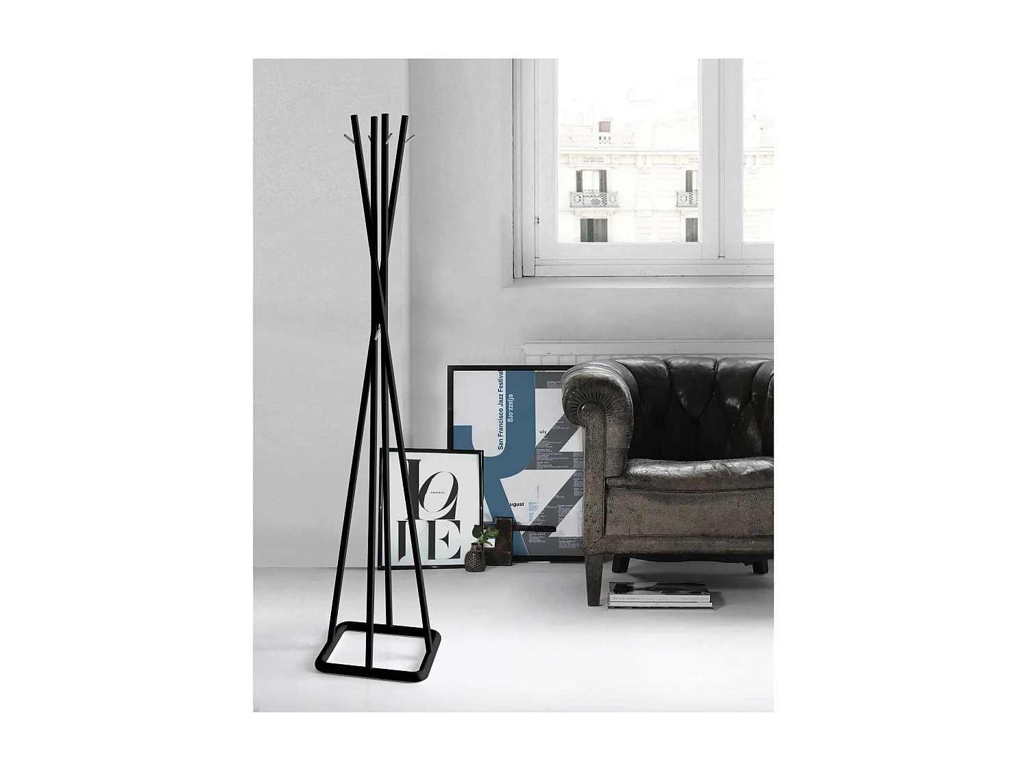 Perchero mod. 469 acabado lacado negro, 180cm(alto) 38cm(ancho) 38cm(largo)