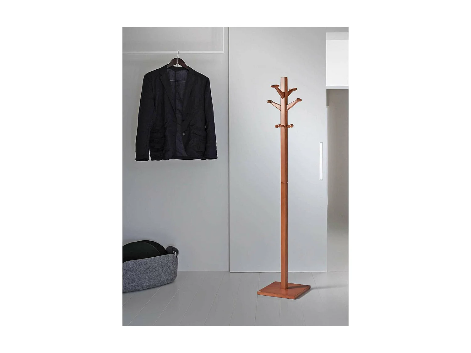 Perchero mod. 407 acabado lacado cerezo, 170 cm(alto)35 cm(ancho)35 cm(largo)