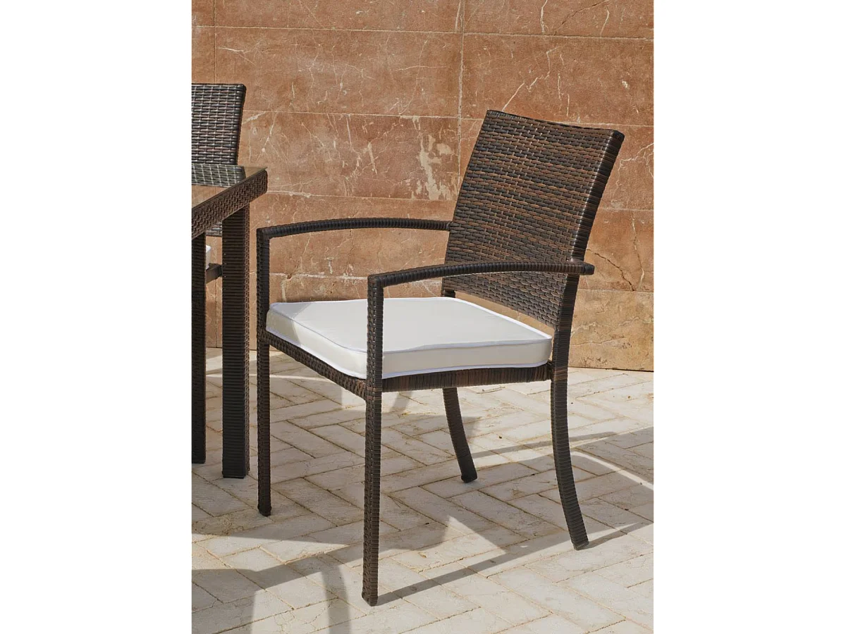 Conjunto de mesa+4 sillones+4 cojines jardin Neypal/Bahia.
