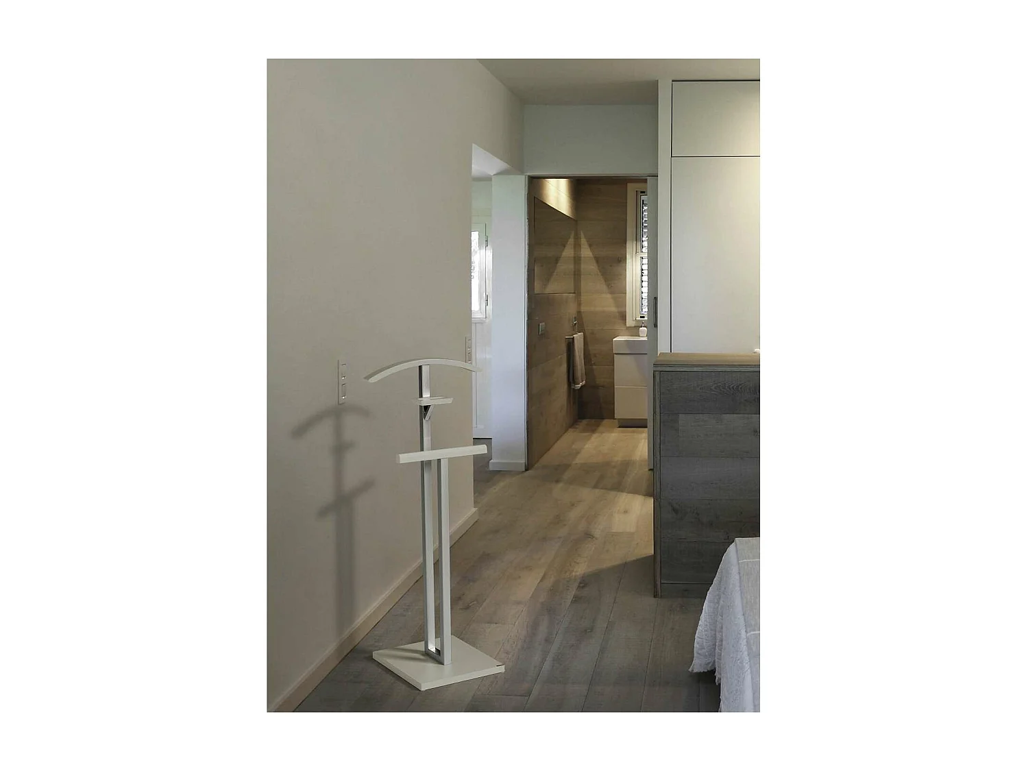 Galán 357 herraje cromo satinado lacado visón, 116 cm(alto)46 cm(ancho)32 cm(largo)