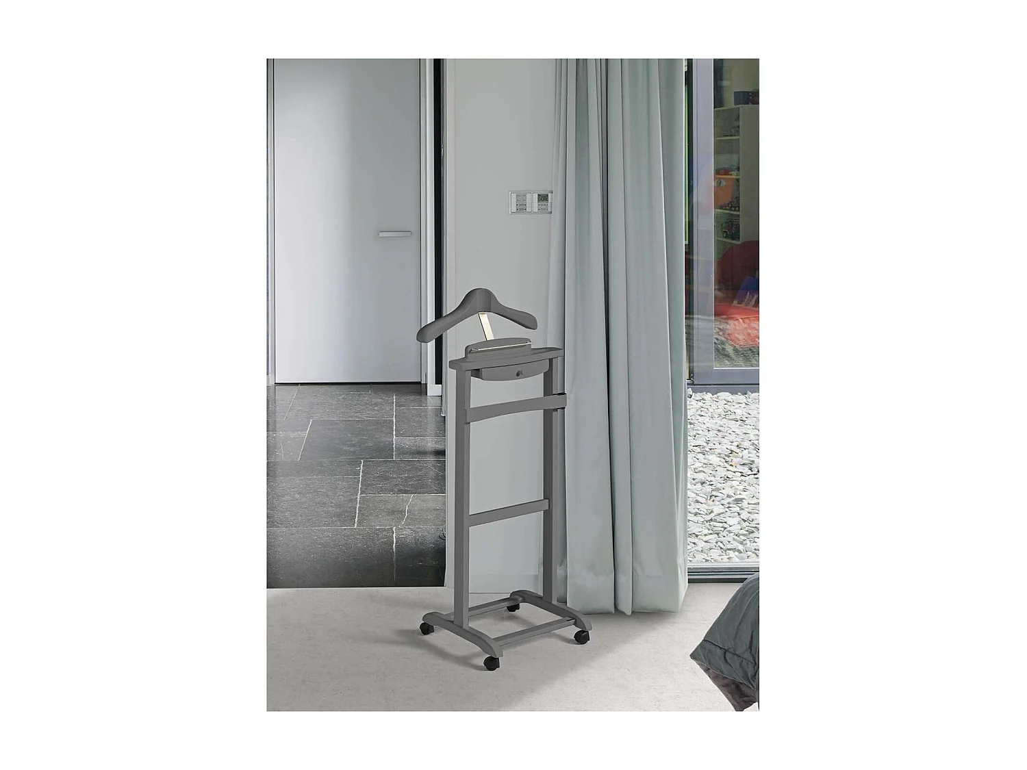 Galán de noche clásico 353 lacado en color gris, 110cm(alto) 47cm(ancho) 35cm(largo)