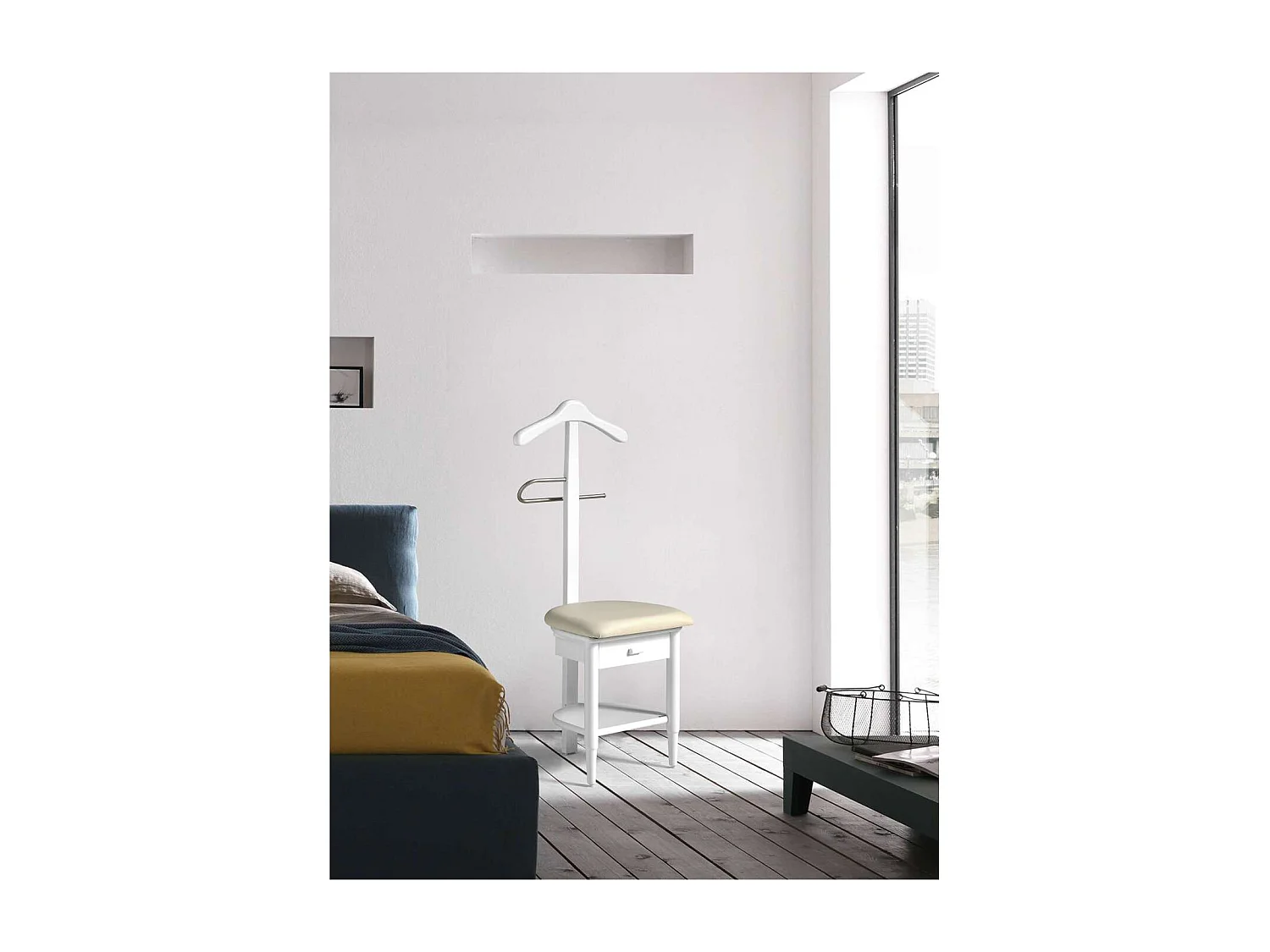 Galán 362 herraje cromo lacado en color blanco, 115cm(alto) 45cm(ancho) 41cm(largo)