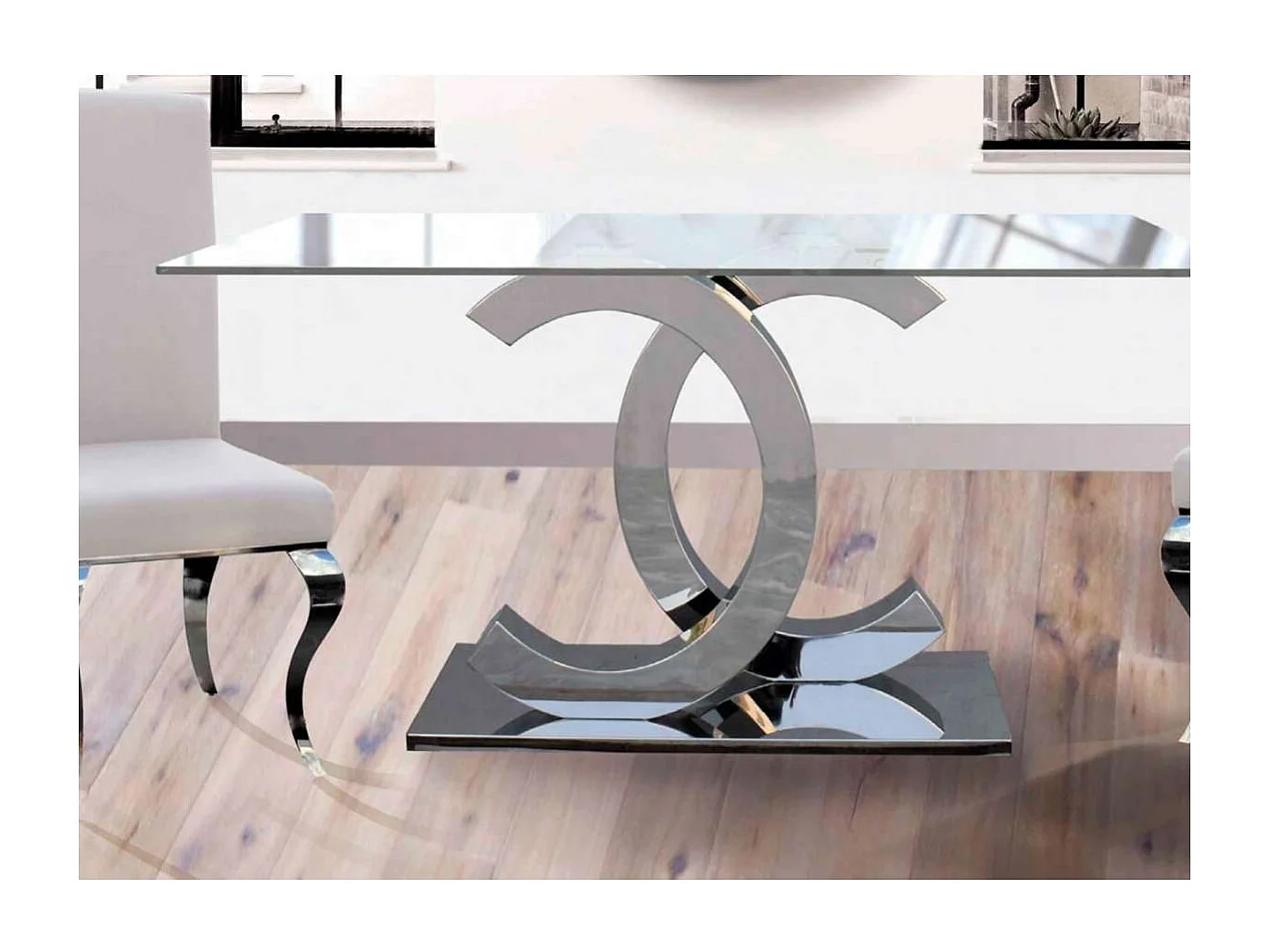 Mesa comedor Chanel de 150 cm de largo con acabado cromado.
