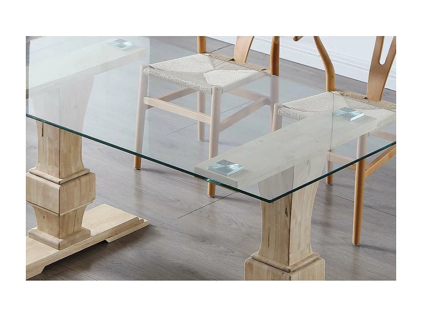 Mesa de comedor Versalles acabado Roble Nordish tapa cristal, 76cm(alto) 150cm(ancho) 90cm