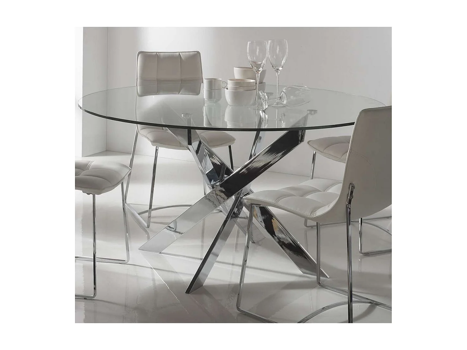 Mesa redonda modelo Rota acabado cromado 76 cm (alto) 140 cm (ancho) 140 cm (fondo)