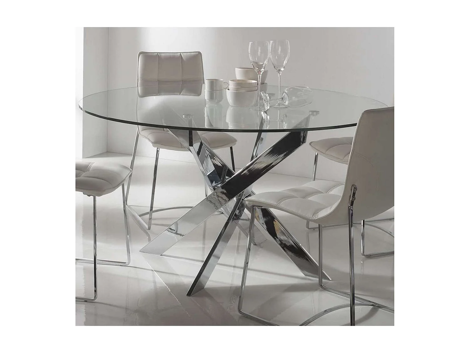 Mesa redonda modelo Rota acabado cromado 76 cm (alto) 140 cm (ancho) 140 cm (fondo)