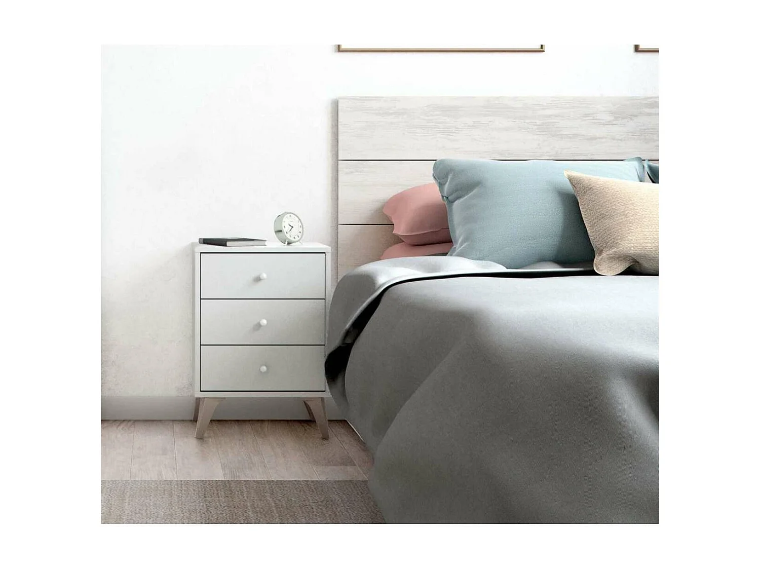 Mesita de noche tres cajones Liss 40 cm (ancho) x 56 cm (alto) x 33,5 cm (fondo)