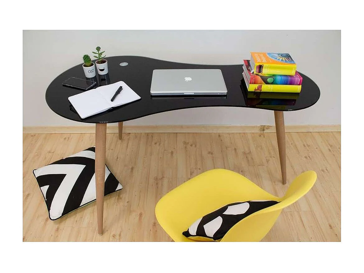 Mesa de estudio acabado cristal negro, 74cm(alto) x 140cm(ancho) x 70cm(fondo).