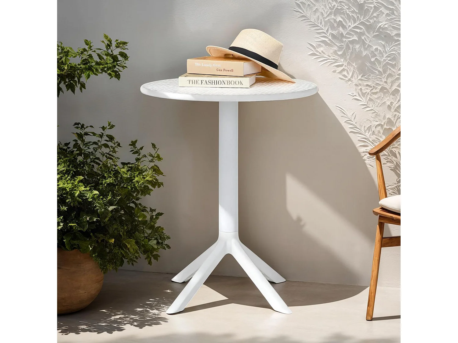 Table de jardin LUZ, Petite Table d'Extérieur Ronde et Compacte Idéale pour un Balcon ou une Terrasse, Blanc