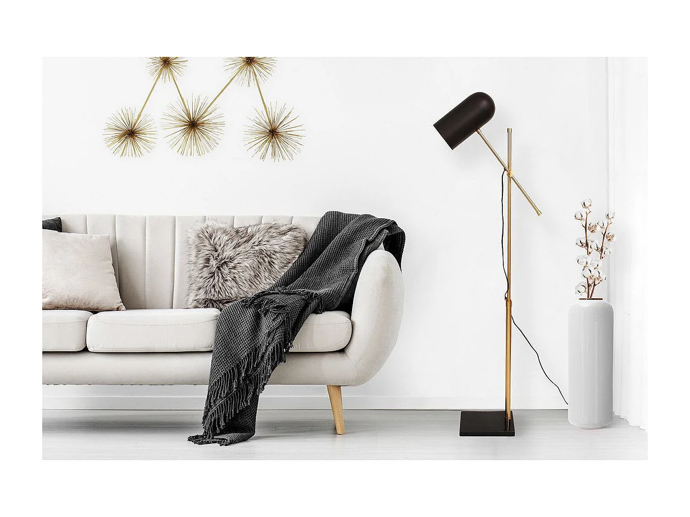 Lampadaire Industriel "Celeste" 142cm Noir & Or