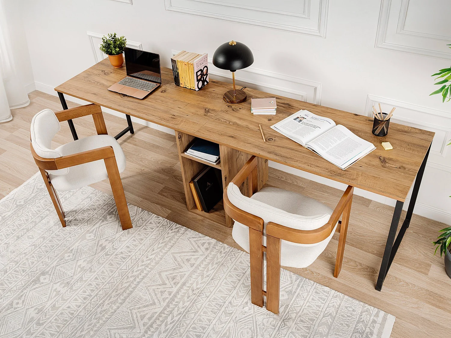 Dubbelt skrivbord med förvaringsutrymmen - Färg: Naturlig och svart - DERVILO