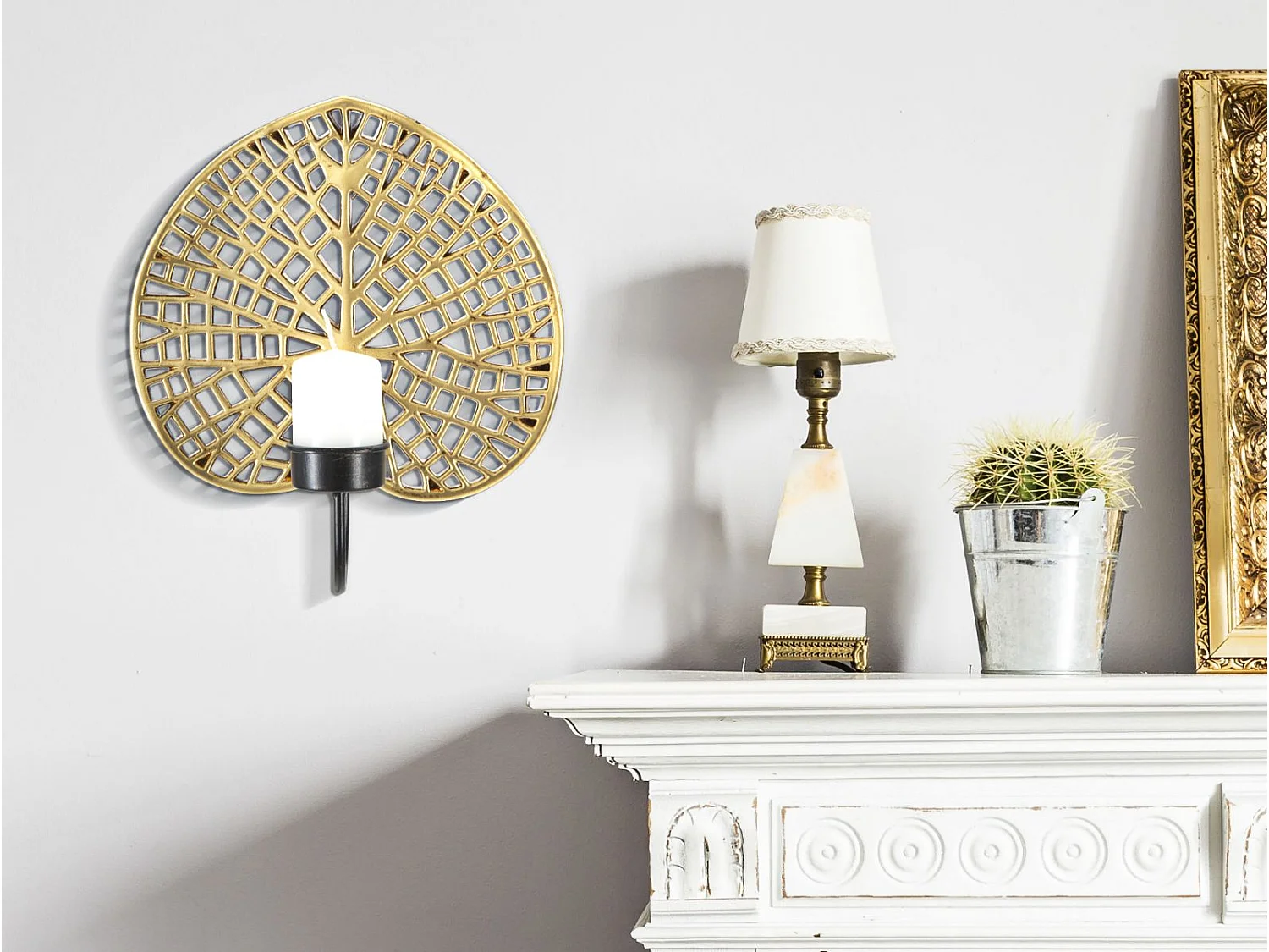 Portacandele da parete in resina dorato foglia cm 20x8x22,2