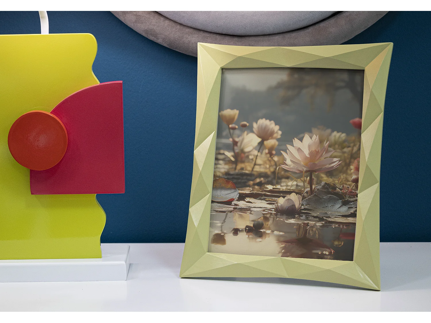 Cornice in resina verde cm 26,8x2,5x31,5