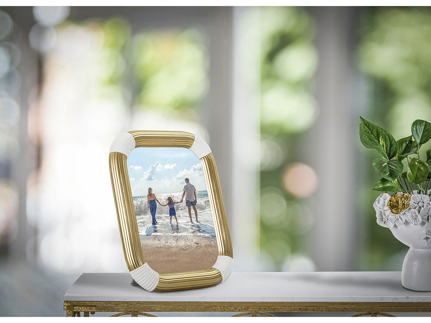 Cornice in resina dorata e bianca cm 20x2,5x25