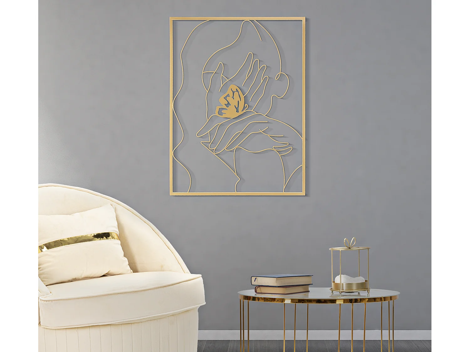 Décoration Murale Encadrée en Métal "Mains Visage" 80cm Or