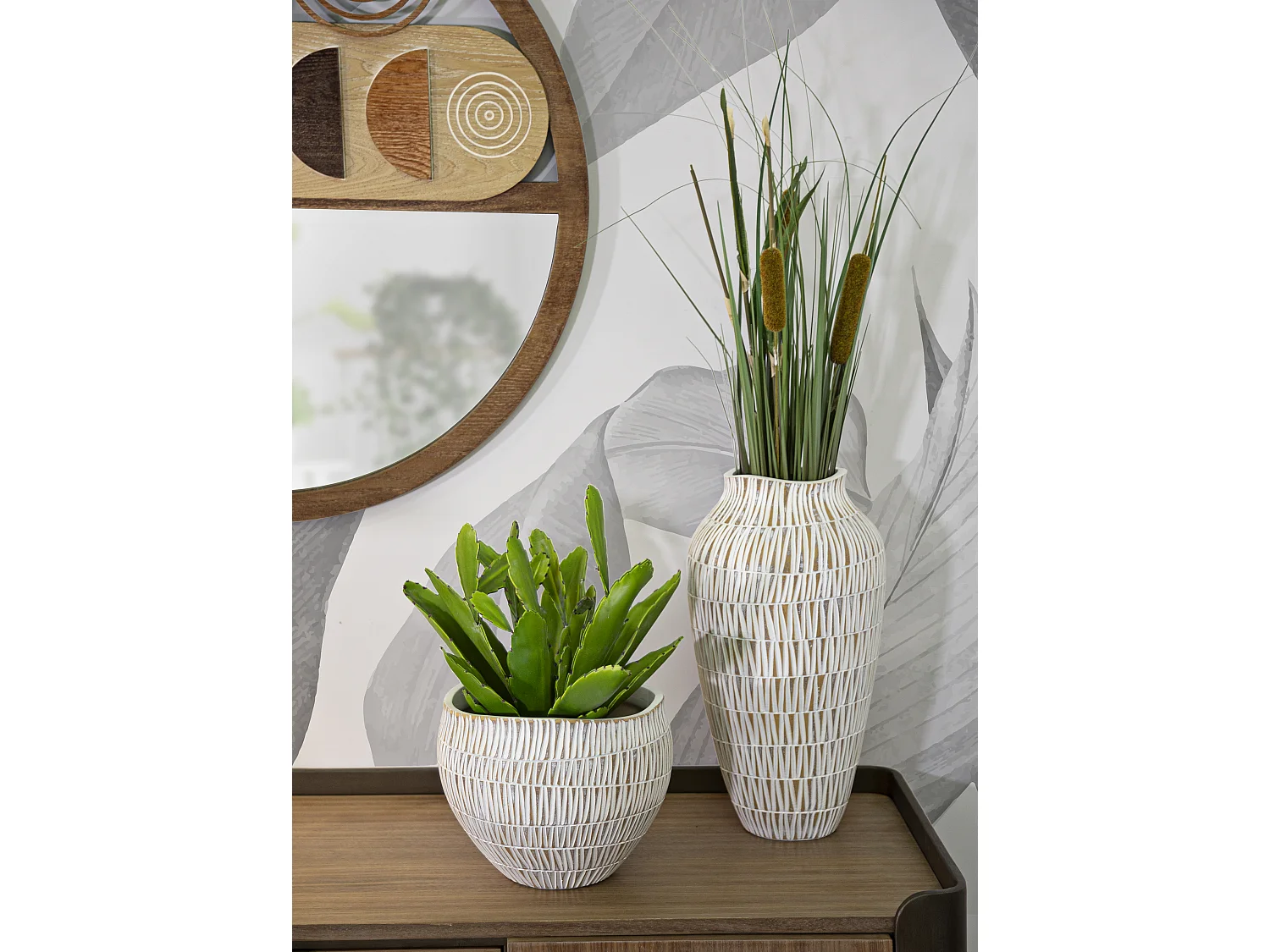 Vaso in resina bianco con linee geometriche Ø cm 22x44