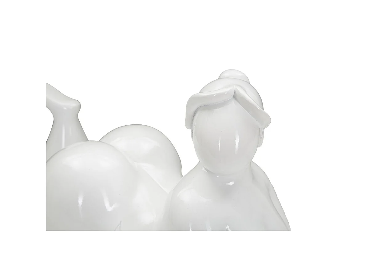 Statuetta di donna in resina bianca cm 32x12,5x16