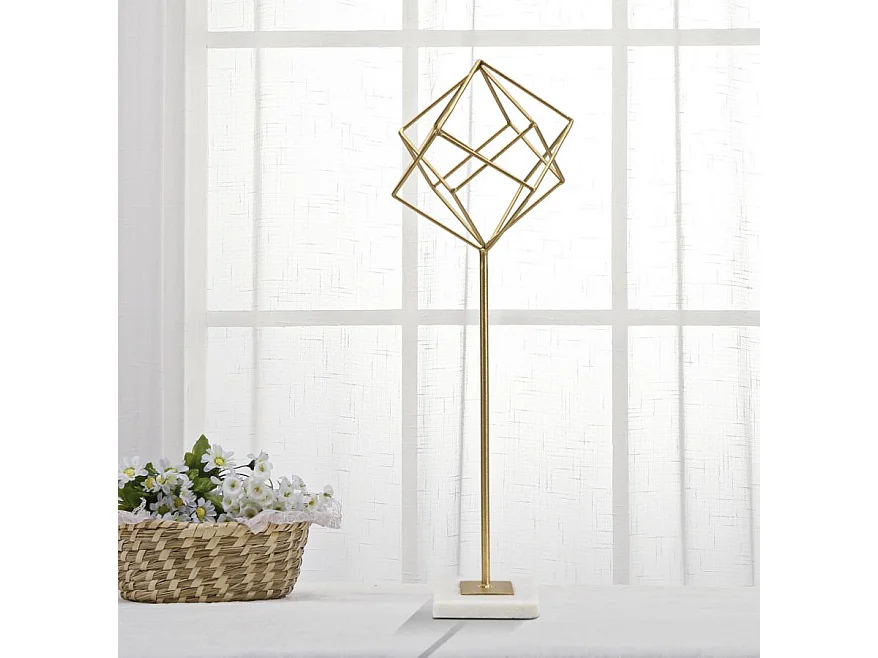 Gouden metalen sculptuur met witte marmeren voet 16x18x52,5 cm