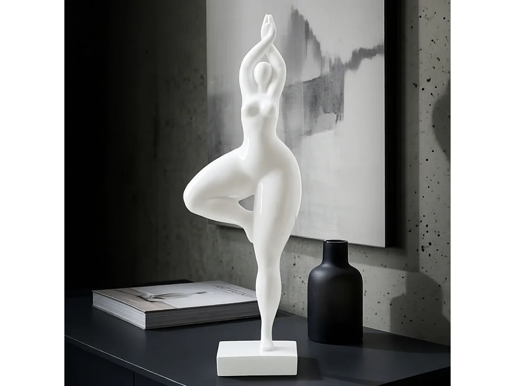 Frauenfigur aus Kunstharz weiß 16x9x45,8 cm