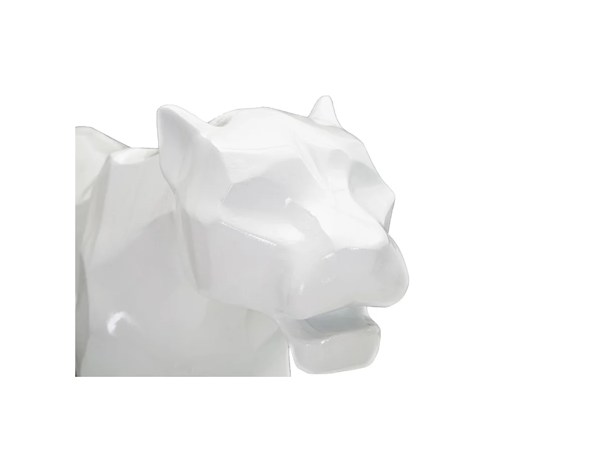 Dekorativ panterstatue i geometrisk kubistisk stil lavet af hvid polyresin – 70 x 18 x 32,5 cm – Glamourøs designer boligtilbehør