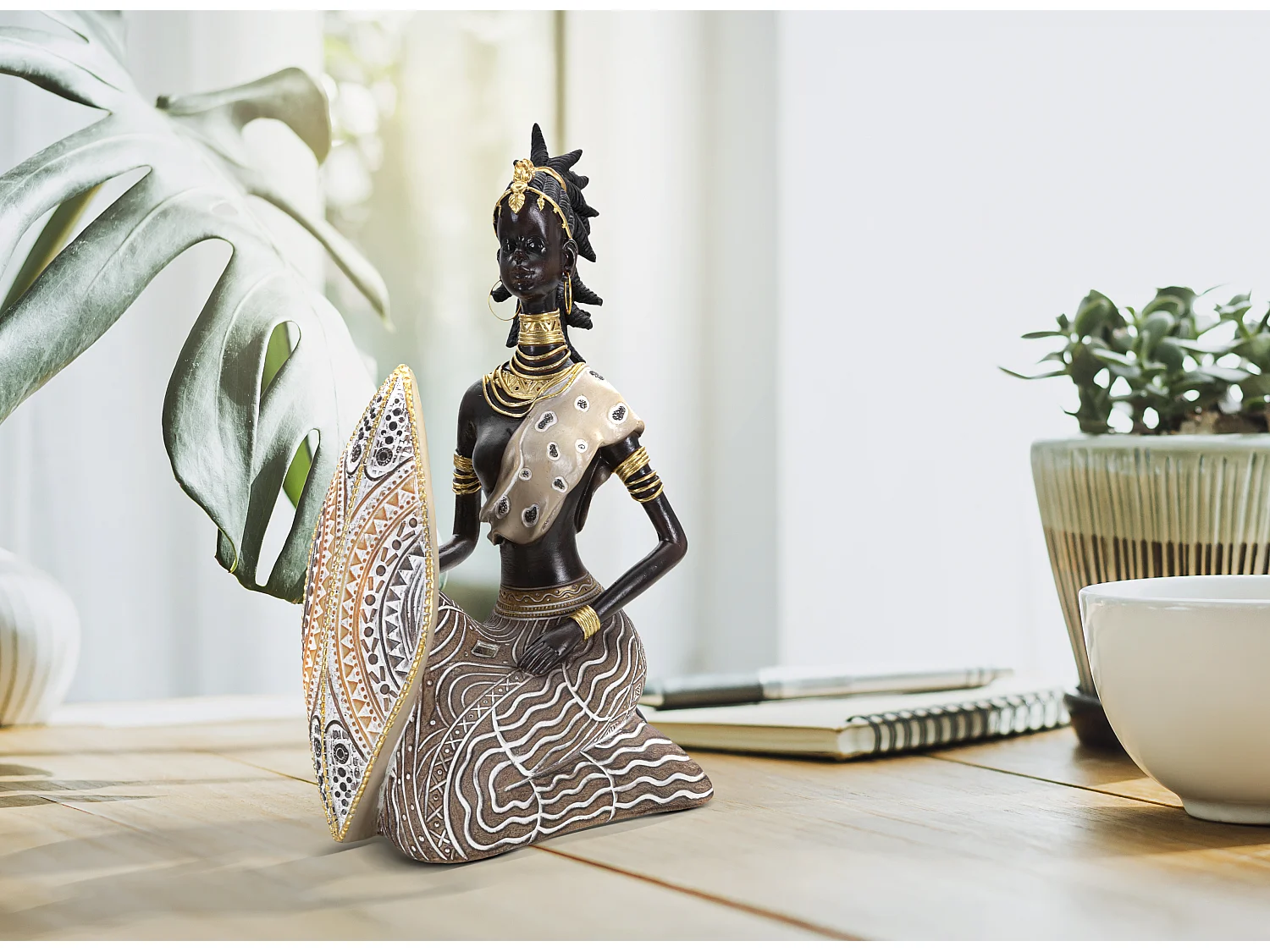 Statuette Déco Femme "Tribal Masai" 24cm Multicolore