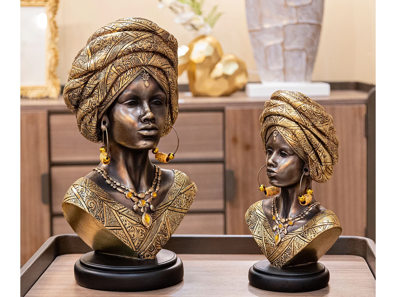 Buste Femme Africaine en Résine "Nairobi" 38cm Or