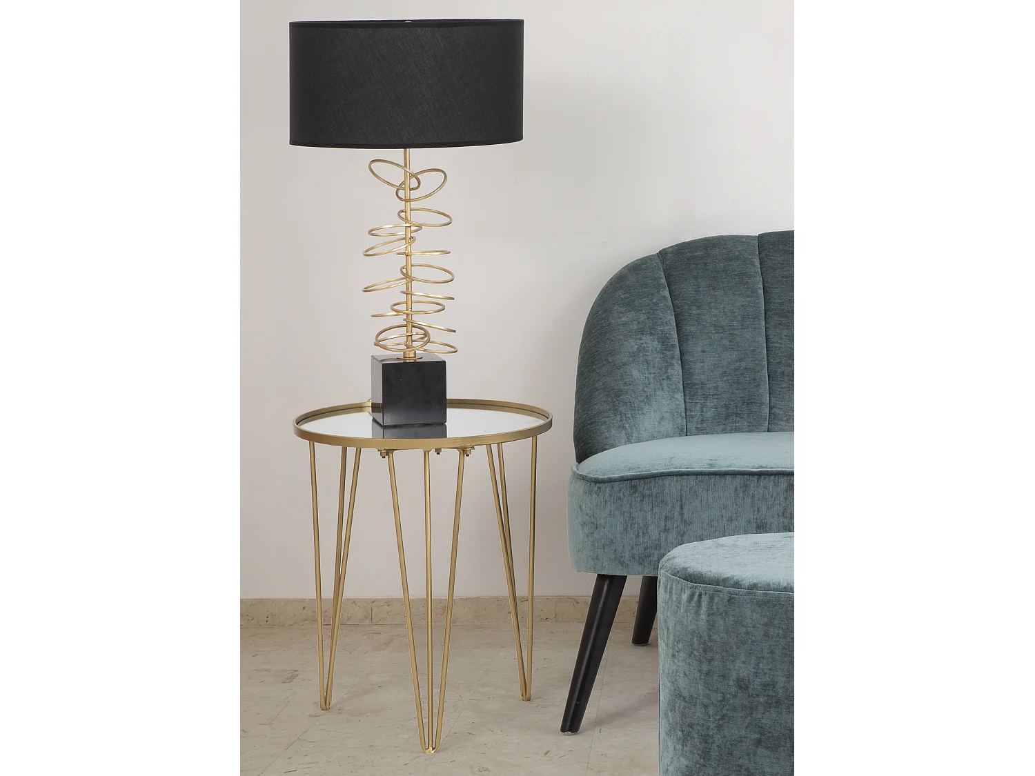 Tavolo da caffè rotondo in metallo dorato Ø cm 40X49