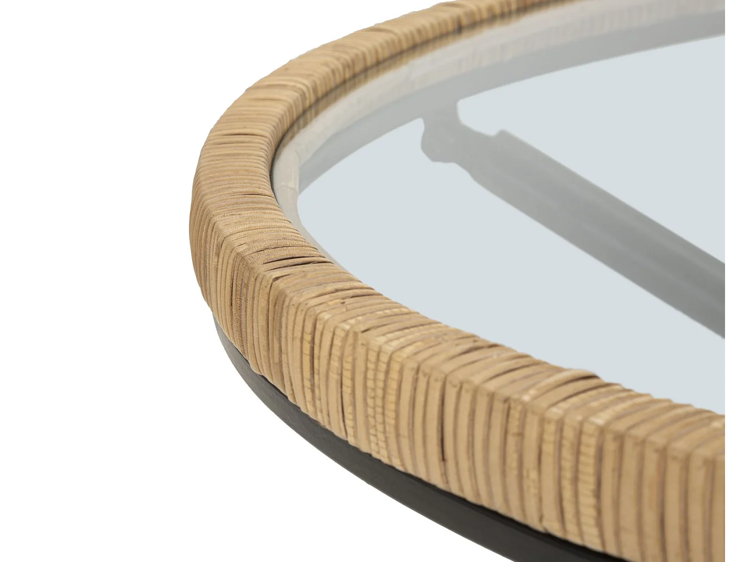 Mesa de centro redonda Saint Barth de 80 cm de diámetro, fabricada en metal, cristal y ratán, con acabado dorado y estilo boho chic para interiores.