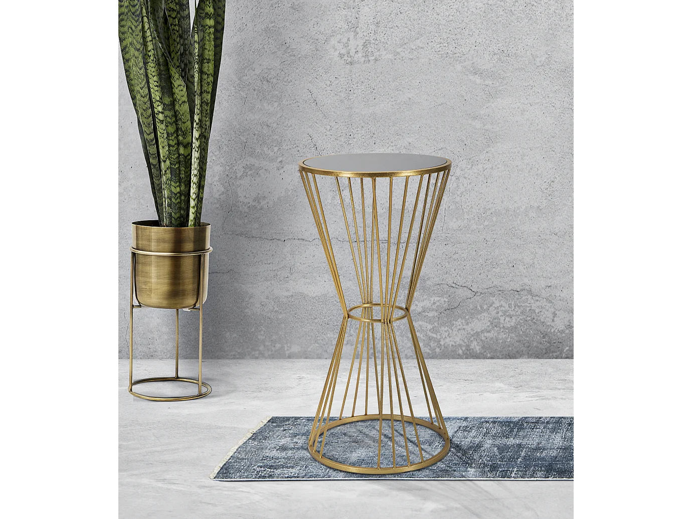 Tavolo rotondo in metallo dorato con piano specchio Ø cm 40x80