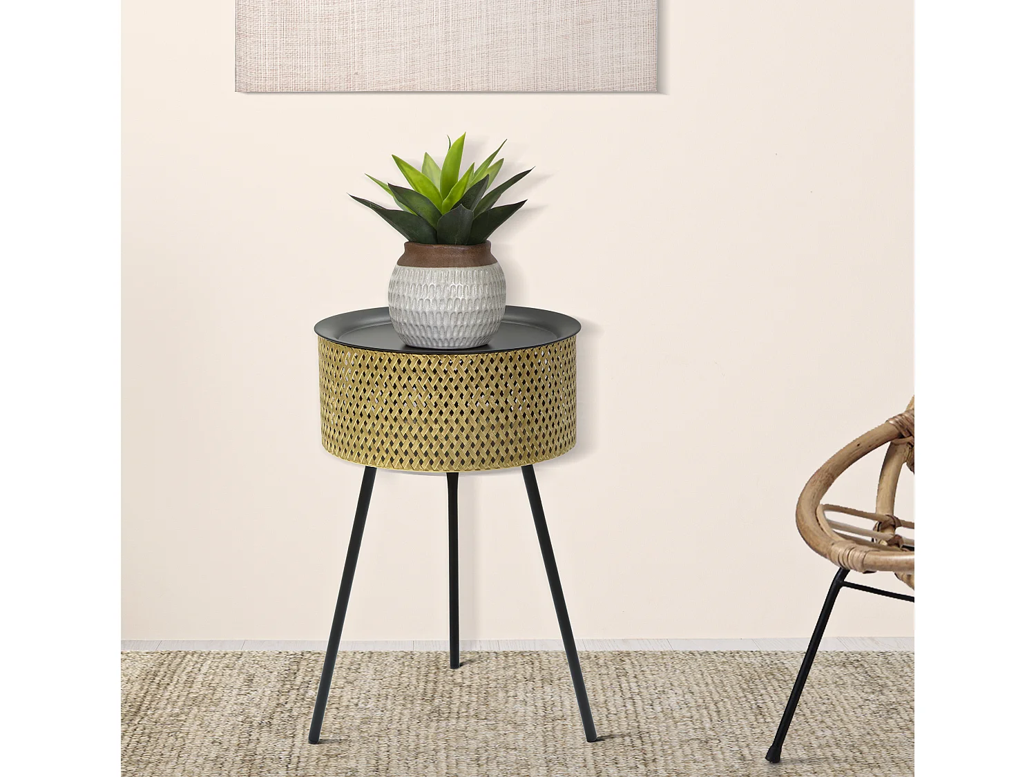 Petite table en métal doré et noir Ø 35x50 cm