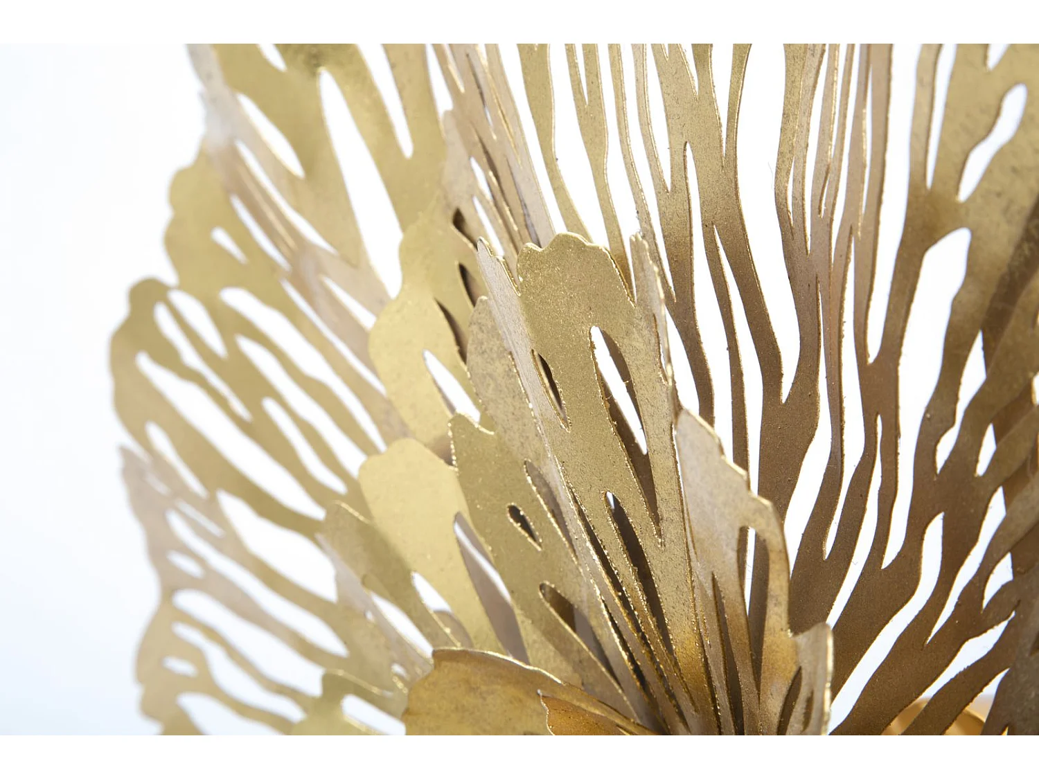 Wandleuchte aus Metall goldfarben Blume 56,5x12x42,5 cm