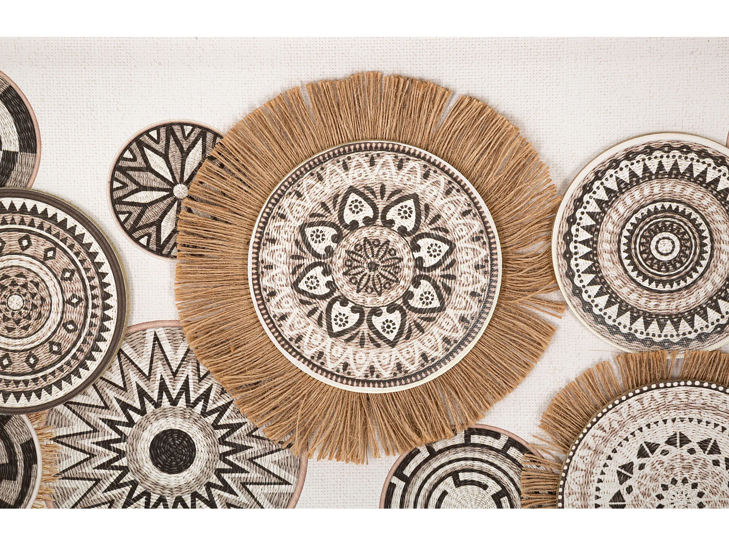 Stampa dipinta su tela con cornice e applicazioni cm 70x2,8x35