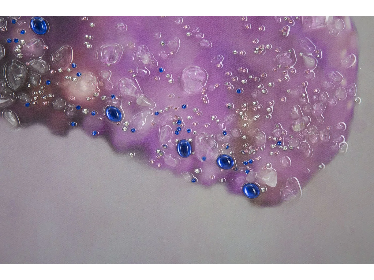 Stampa su tela con applicazioni viola cm 80x3,8x120