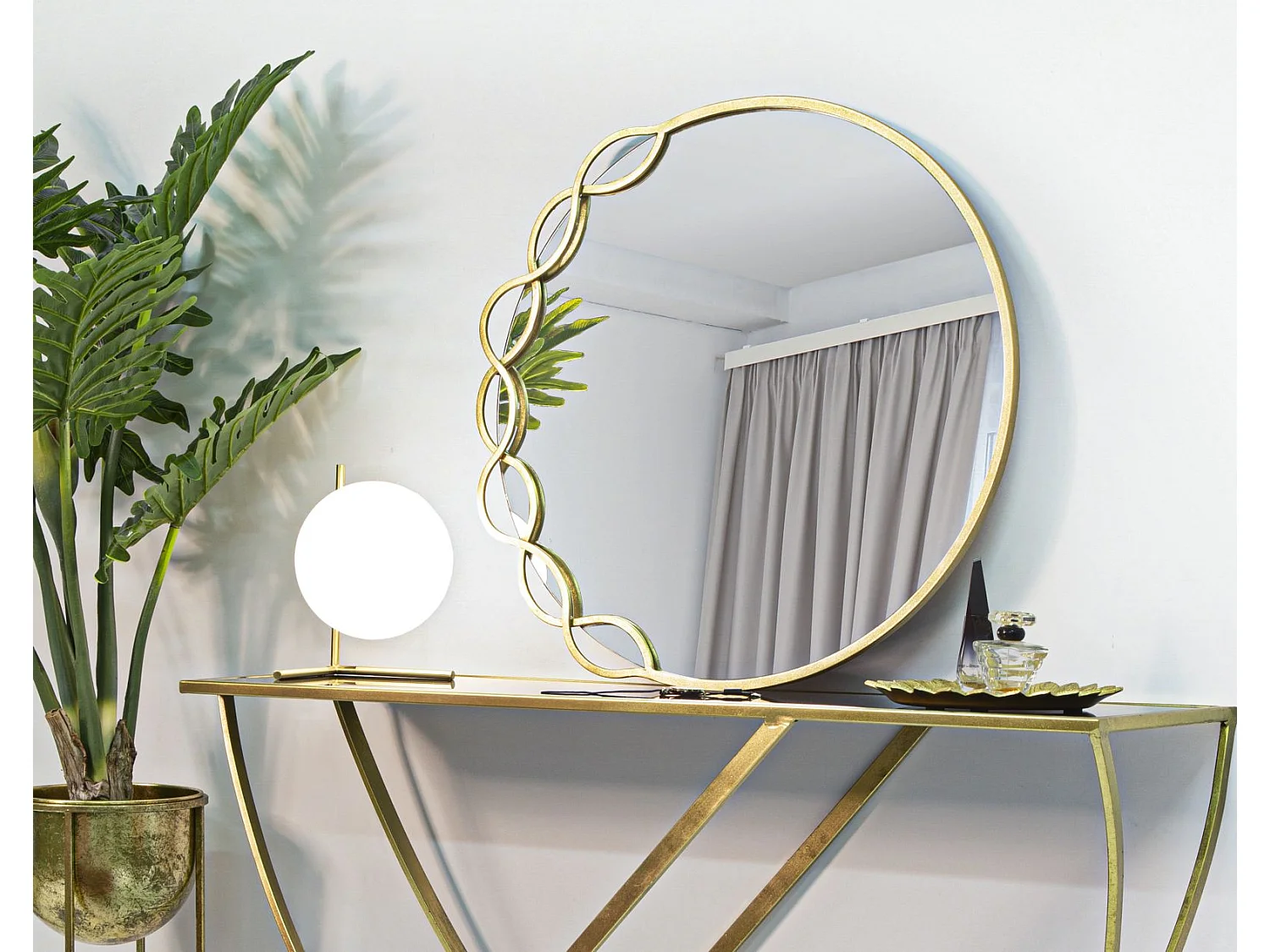 Miroir Mural Design "Eleanor" 73cm Or