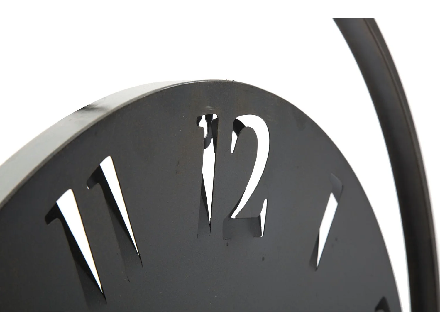 Wanduhr aus Metall schwarz Ø 60x4,5 cm