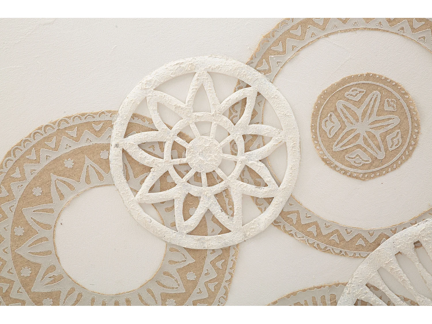 Dipinto su tela con cornice astratto con applicazioni cm 80x2,8x100