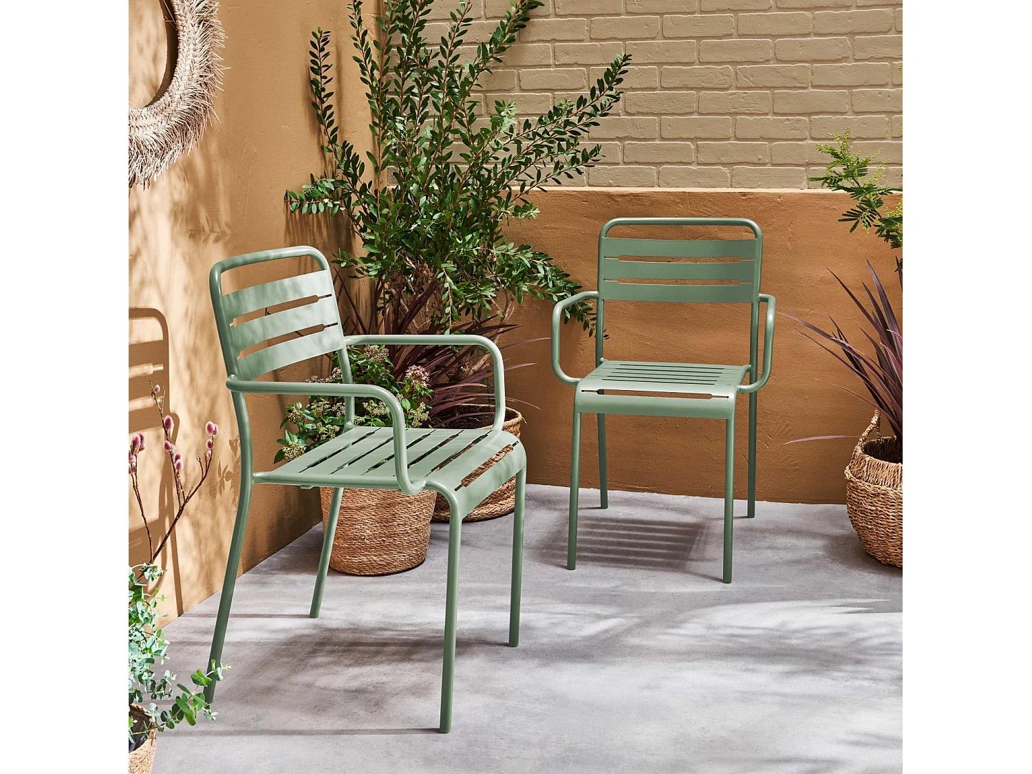 Lot de 2 fauteuils de jardin acier. 2 places. vert. Amelia. L50.4 X P53 X H79.5cm
