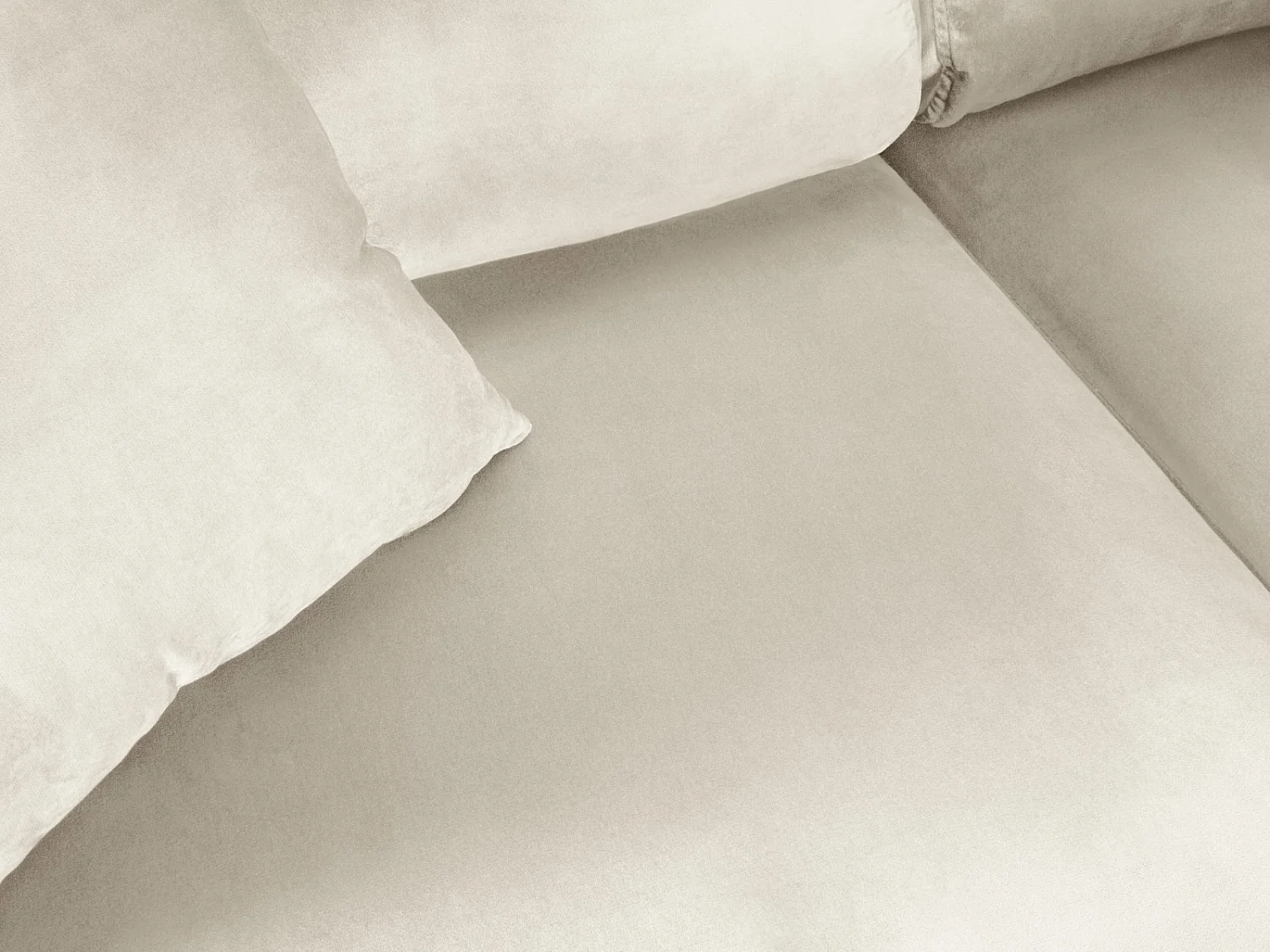 Cosmopolitan Design - Canapé d'angle droit convertible avec coffre de rangement "Kyoto" 5 places en velours beige clair - 243x194x88cm