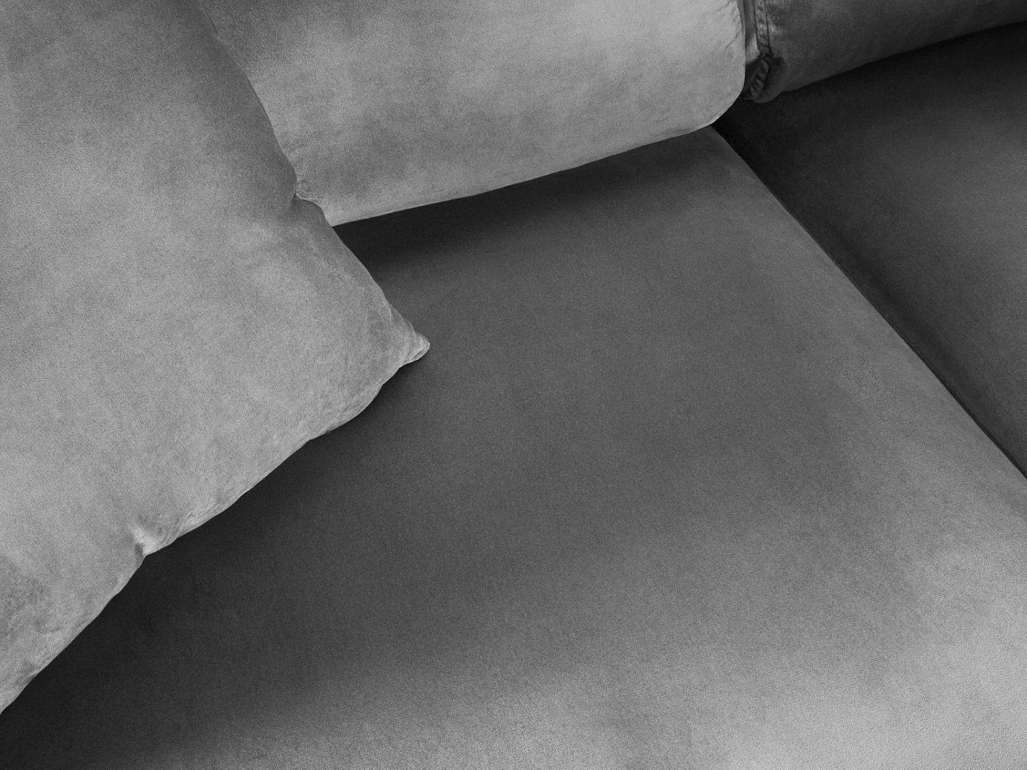 Cosmopolitan Design - Sofá cama esquinero derecho con baúl de almacenaje "Kyoto" 5 plazas de terciopelo gris claro - 243x194x88cm