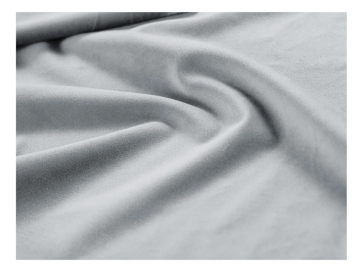 CXL by Christian Lacroix - Sillón "Luc" de terciopelo azul claro - 124x102x70cm