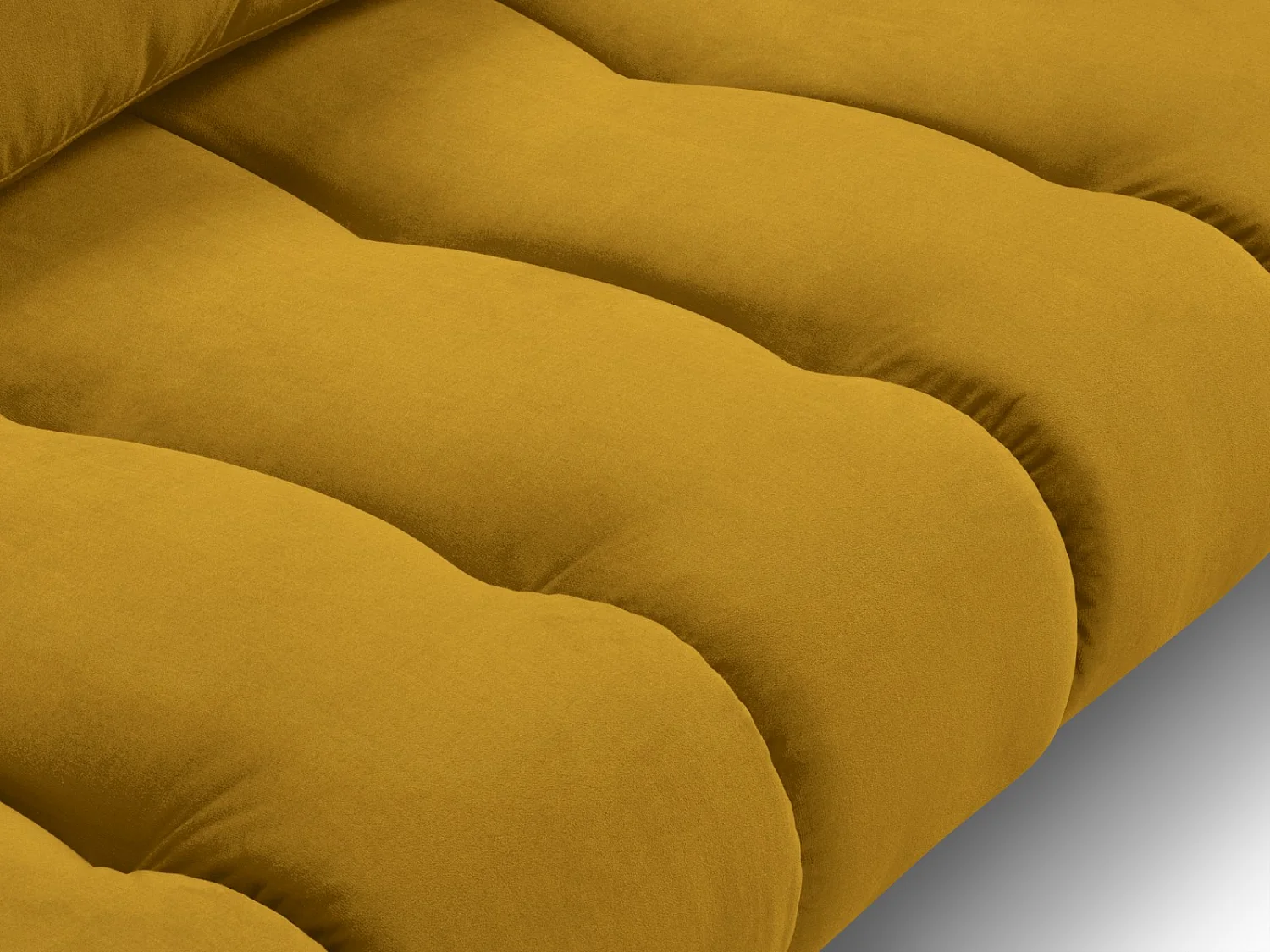 Cosmopolitan Design - Sofá "Hastings" 3 lugares em veludo amarelo - 220x97x75cm