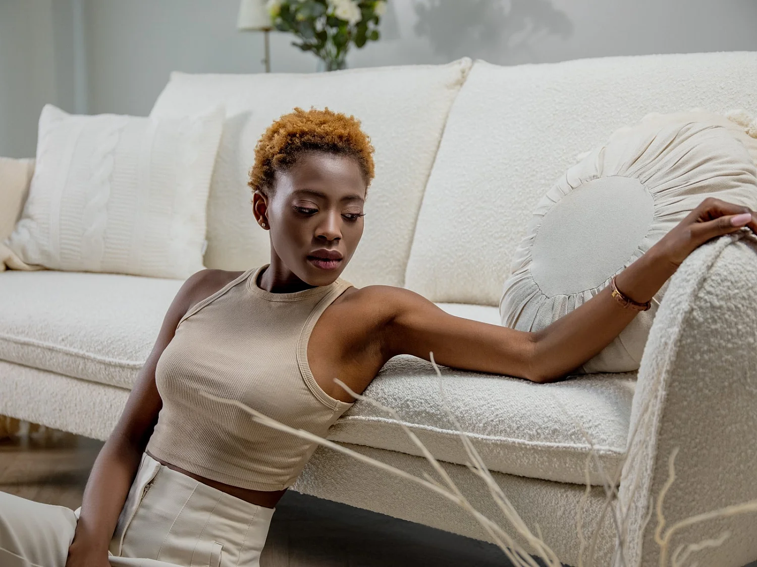 Cosmopolitan Design - Bank "Vienna" 4 zitplaatsen, Boucle, Zwart - 230x92x95cm