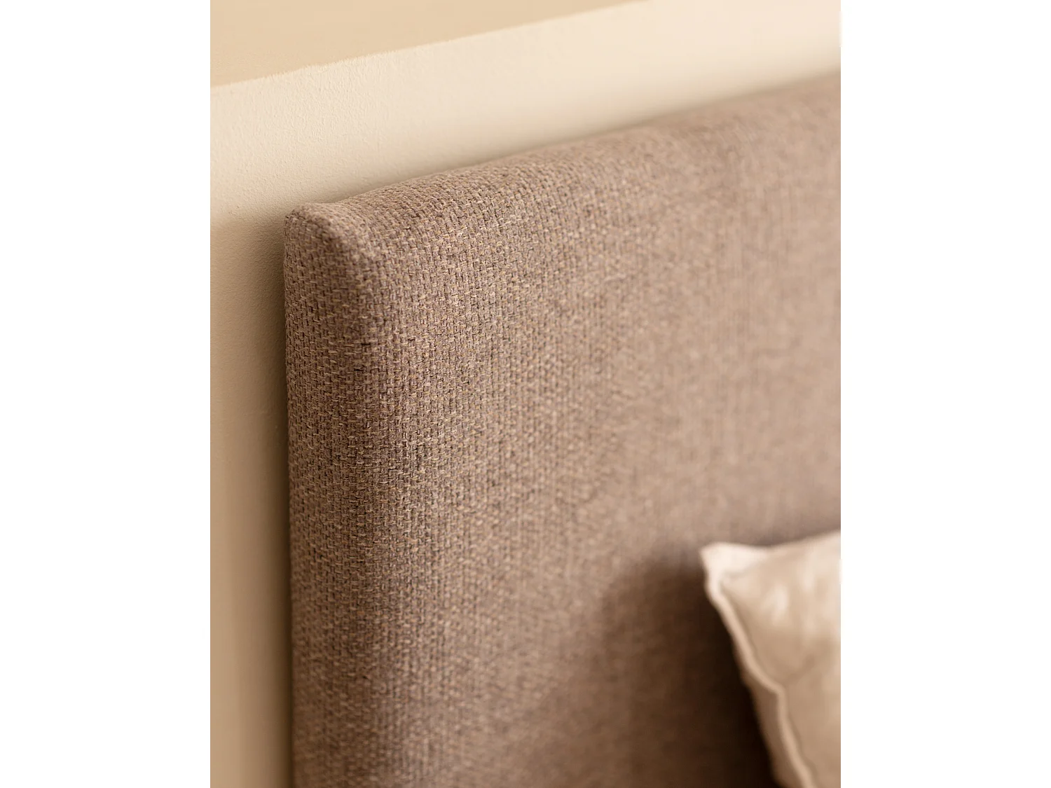 Cabecero tapizado de poliéster liso en color lavanda 135x60cm - HOOLA - DECOWOOD