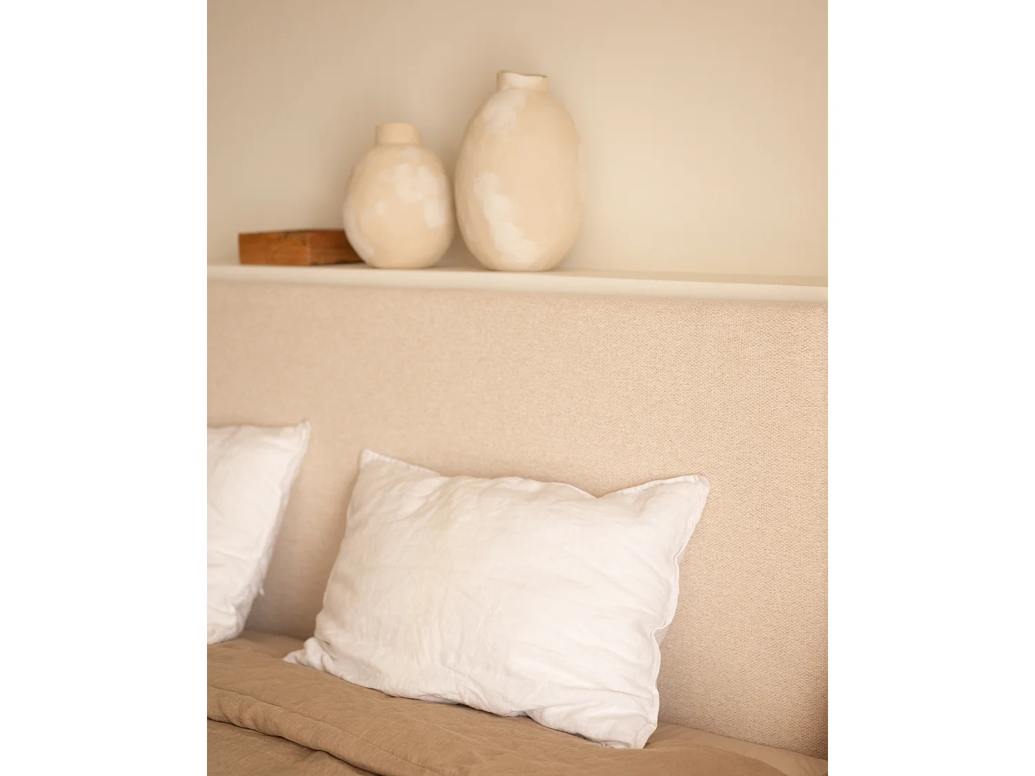 Testiera imbottita in poliestere liscio colore beige 150x60cm - HOOLA - DECOWOOD