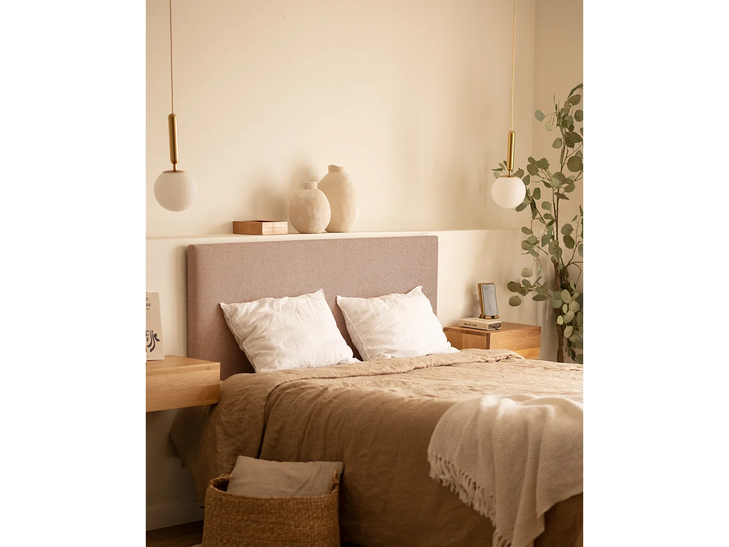 Cabecero tapizado de poliéster liso en color naranja 135x60cm - HOOLA - DECOWOOD