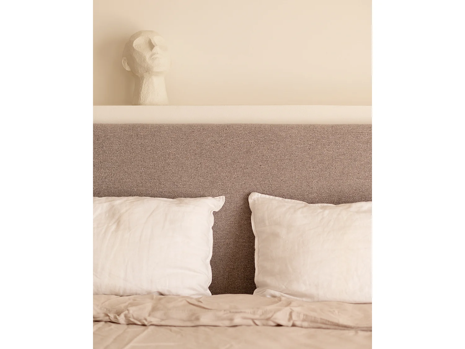 Cabecero tapizado de poliéster liso en color lavanda 180x60cm - HOOLA - DECOWOOD