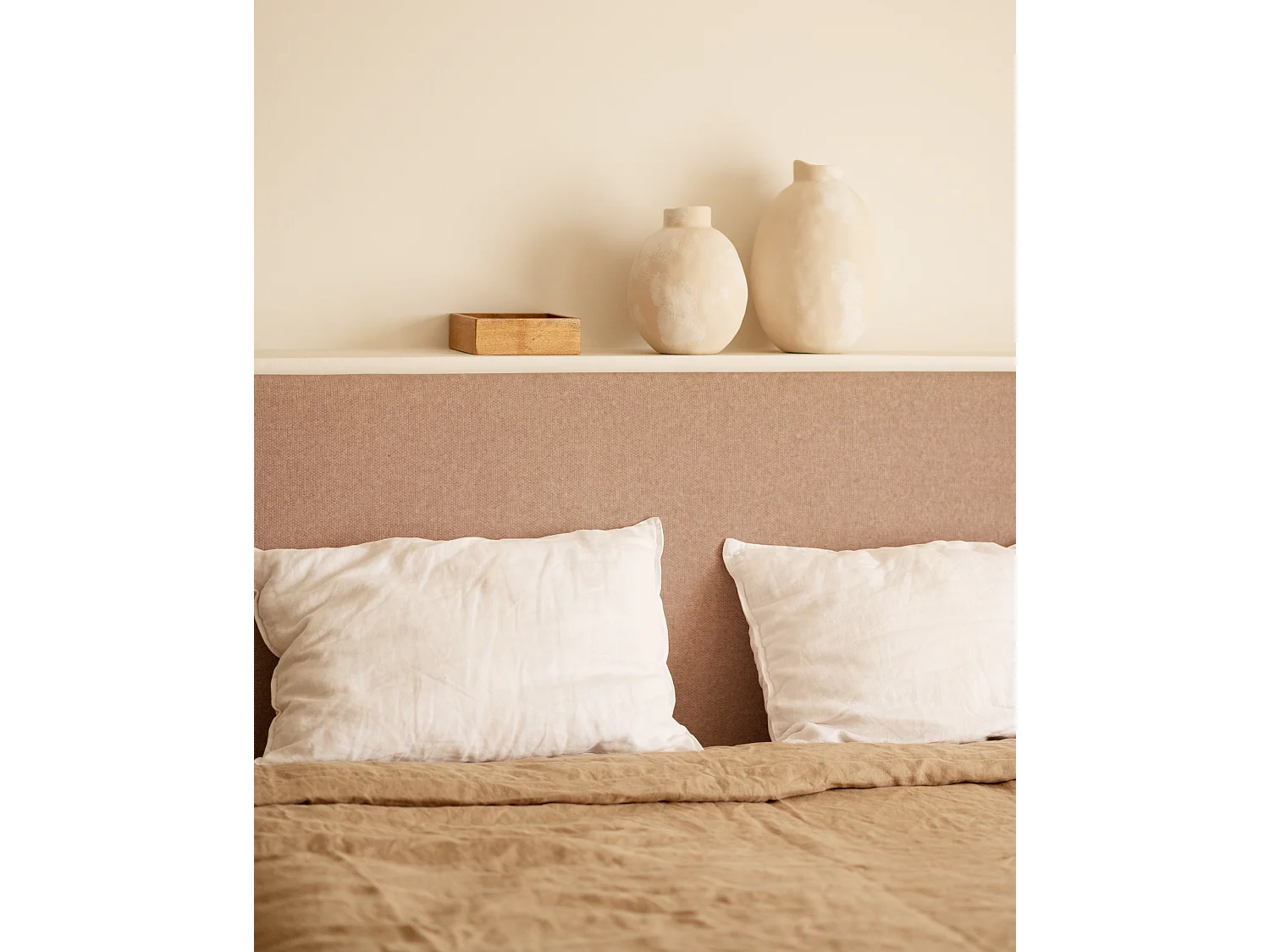 Cabecero tapizado de poliéster liso en color naranja 160x60cm - HOOLA - DECOWOOD