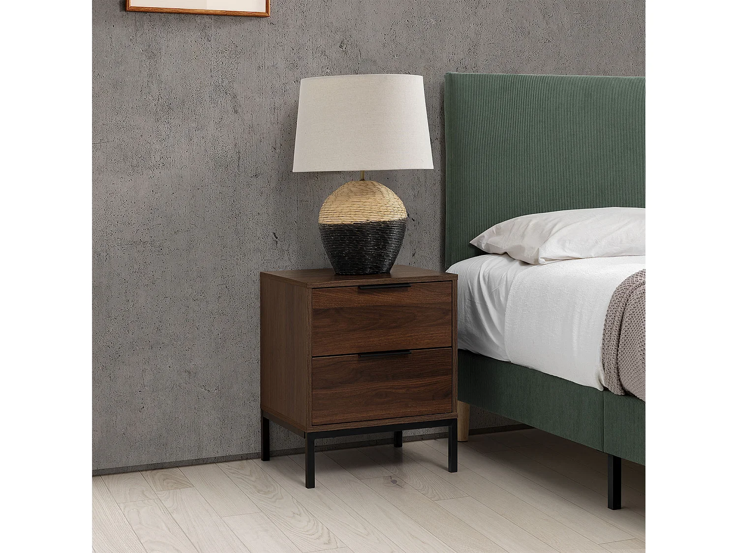 Table de chevet Auri 2 tiroirs couleur Noyer